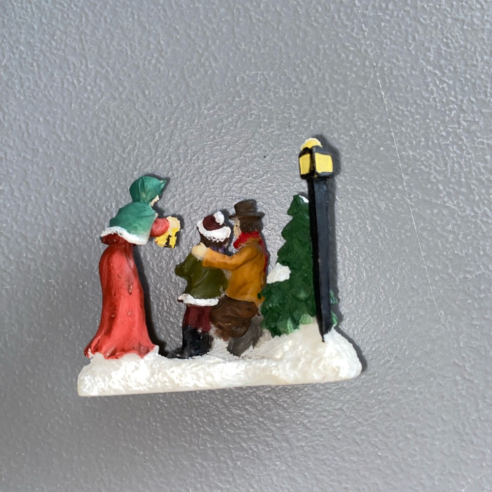 Festive Holiday Figurine with Lanterns - Picture 2 of 3